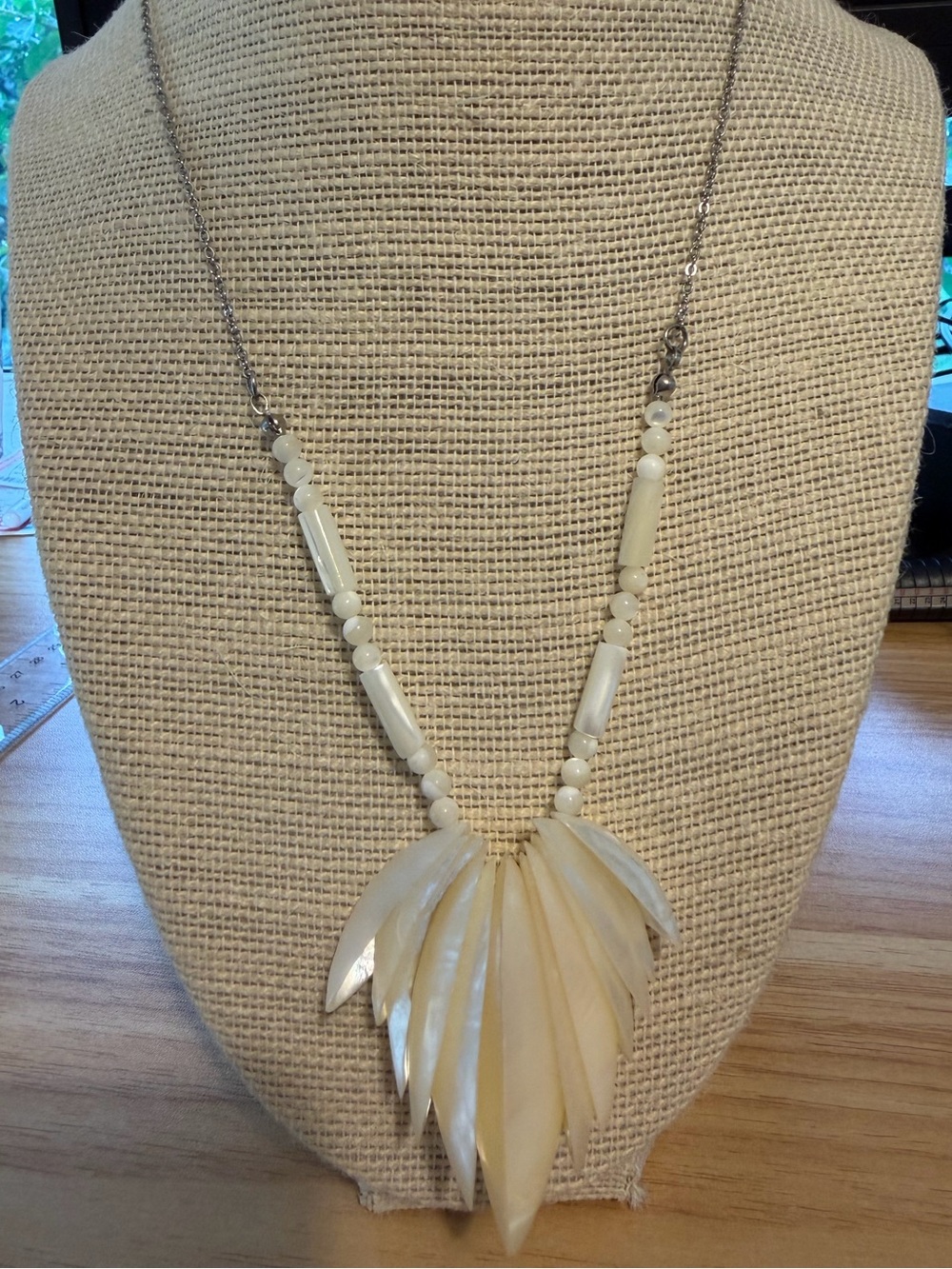 Shell Statement Pendant Necklace - Women Jewelry - Picture 1 of 4